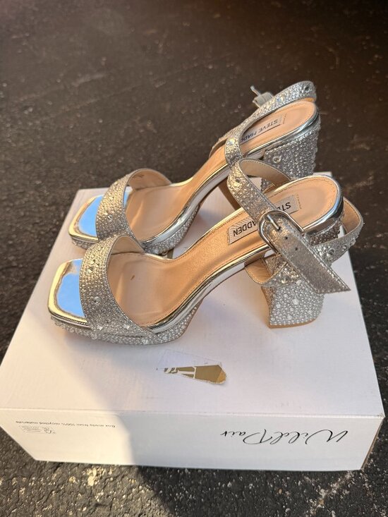Steve Madden Shoes - Steve Madden Silver Sparkly Chunky Heels Women's Size 8.5